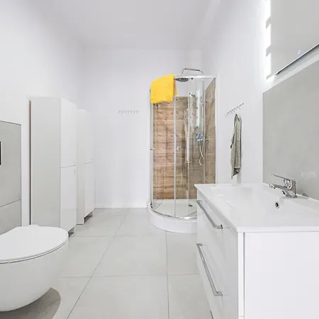 Lake&city - Komfortowe Blisko Majaland, Jeziora, Lasu Oraz Serca Trojmiasta Apartment